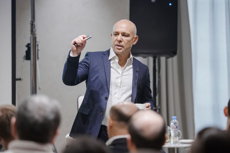 [Алекс Мэй] Популярность у женщин, мужской мозг, ж_0.jpg